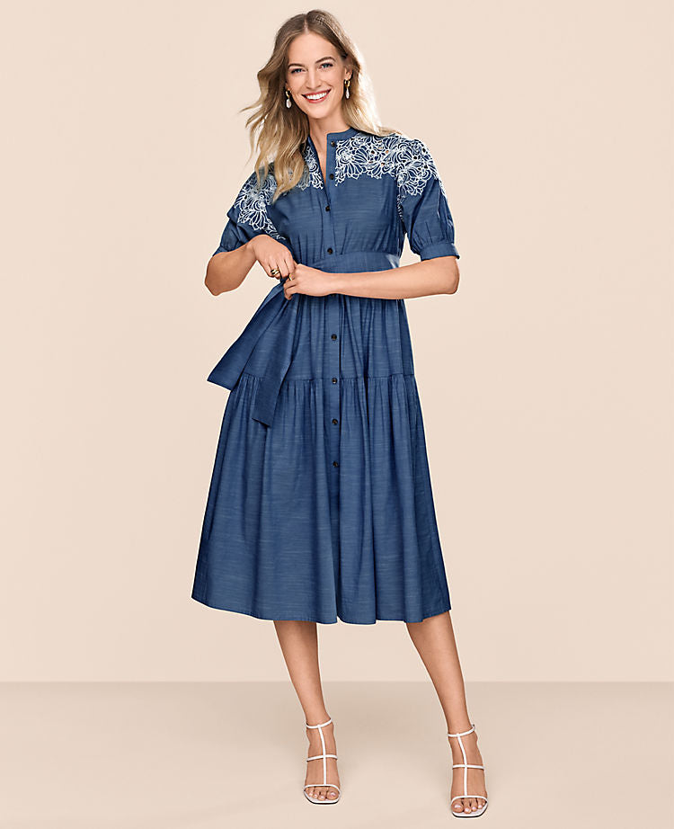 Robe chemise en chambray à œillets