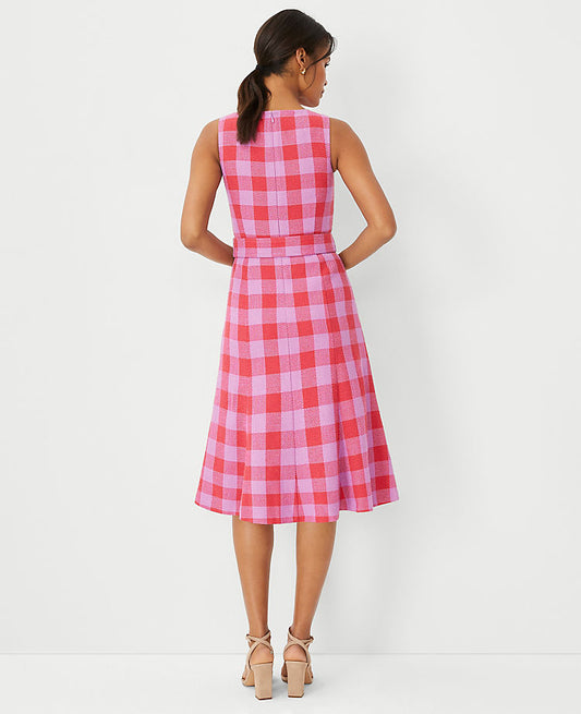 Robe midi ceinturée à carreaux
