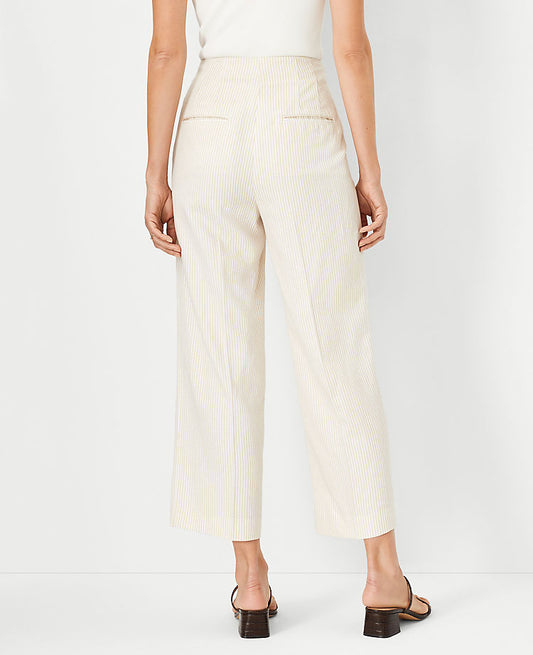 Le pantalon court droit à coutures, rayé – Coupe galbée