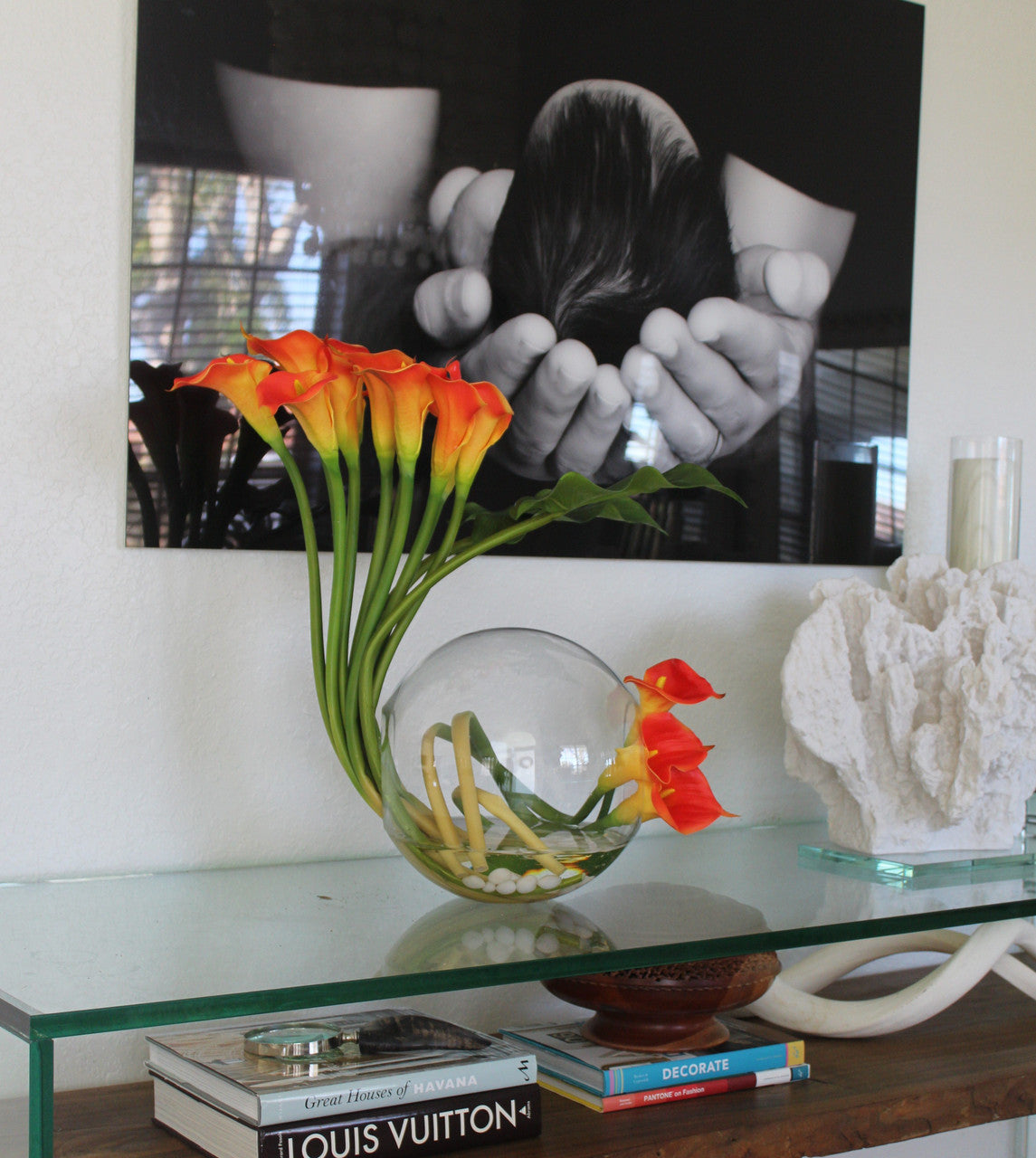 Crosswinds vase with mango calla lilies