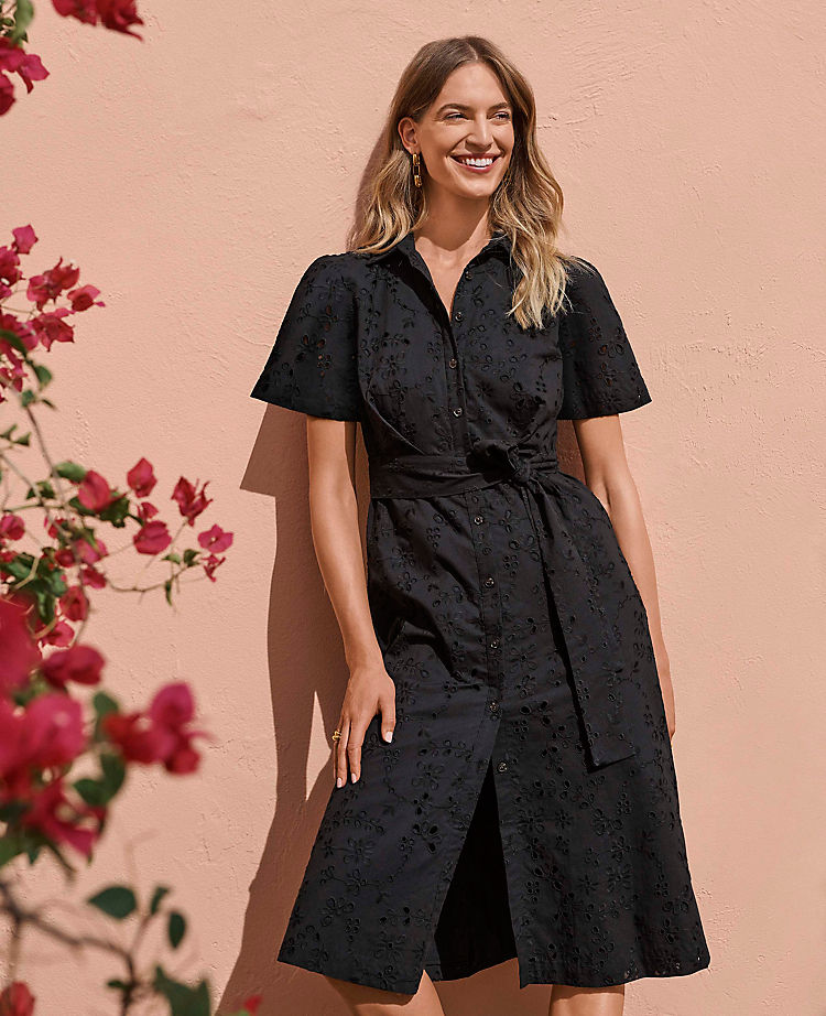 Hemdblusenkleid mit Ösen und Gürtel