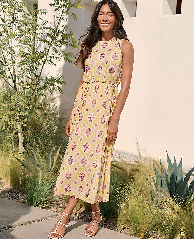 Shimmer Tile Print Pleated Midi Dress