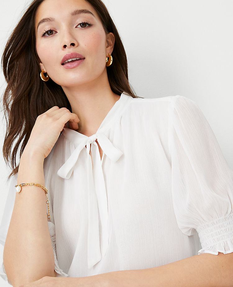 Tie Neck Puff Sleeve Top