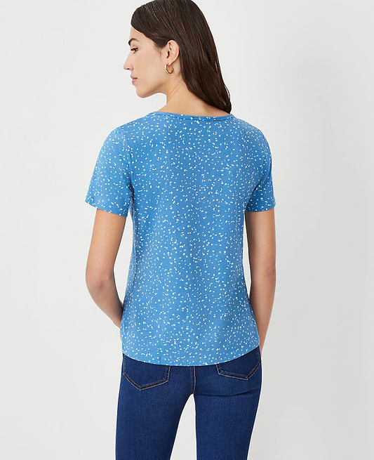 T-shirt en coton Pima à pois et col en V
