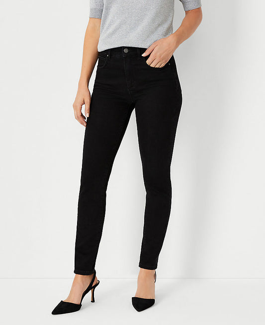 Jean skinny mi-taille Sculpting Pocket délavage noir de jais