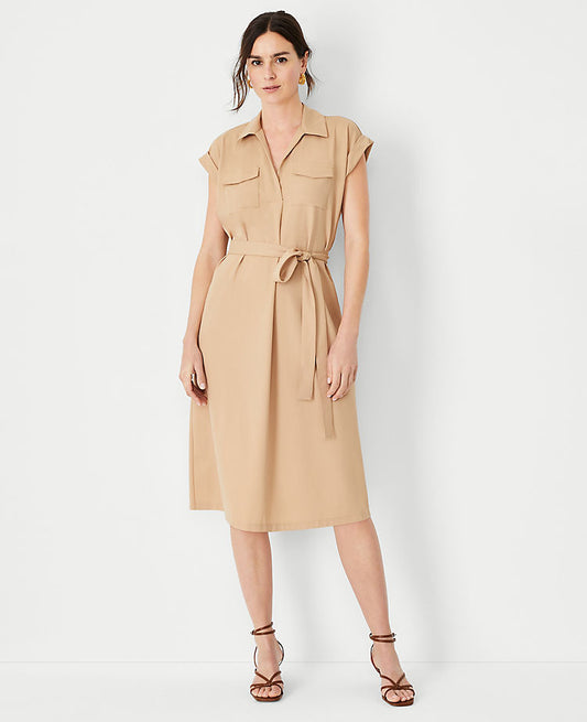 Robe chemise à manches courtes et poches