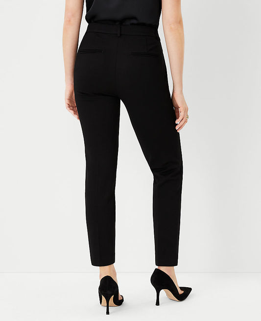 Le pantalon cheville Eva en twill tricoté - Coupe Curvy
