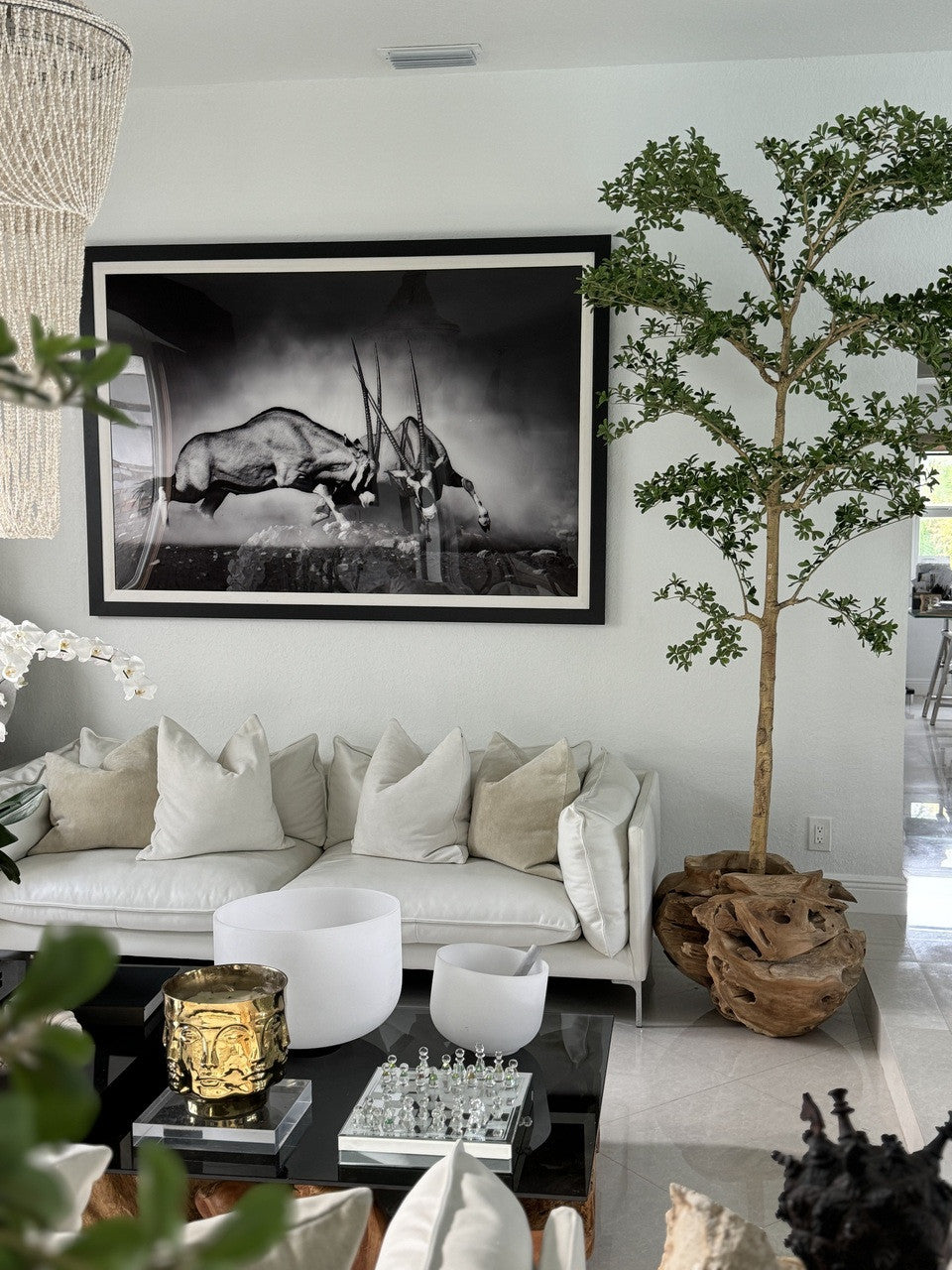 Jardinière unique en teck sculptée à la main avec arbre Shady Lady de 2,1 m