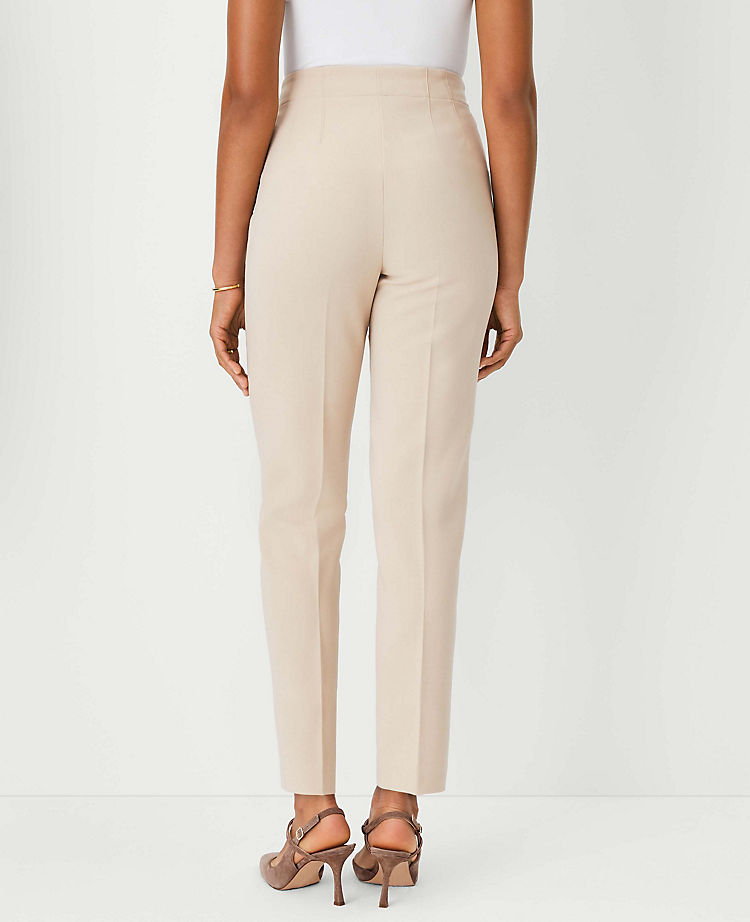 Die Lana Slim Hose – Curvy Fit
