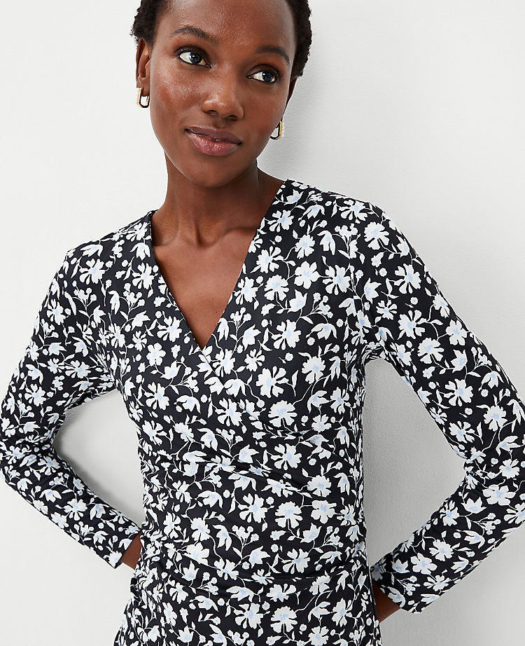 Robe midi cache-cœur fleurie
