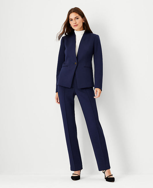 Le blazer coupé en maille double face