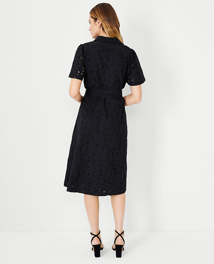 Hemdblusenkleid mit Ösen und Gürtel