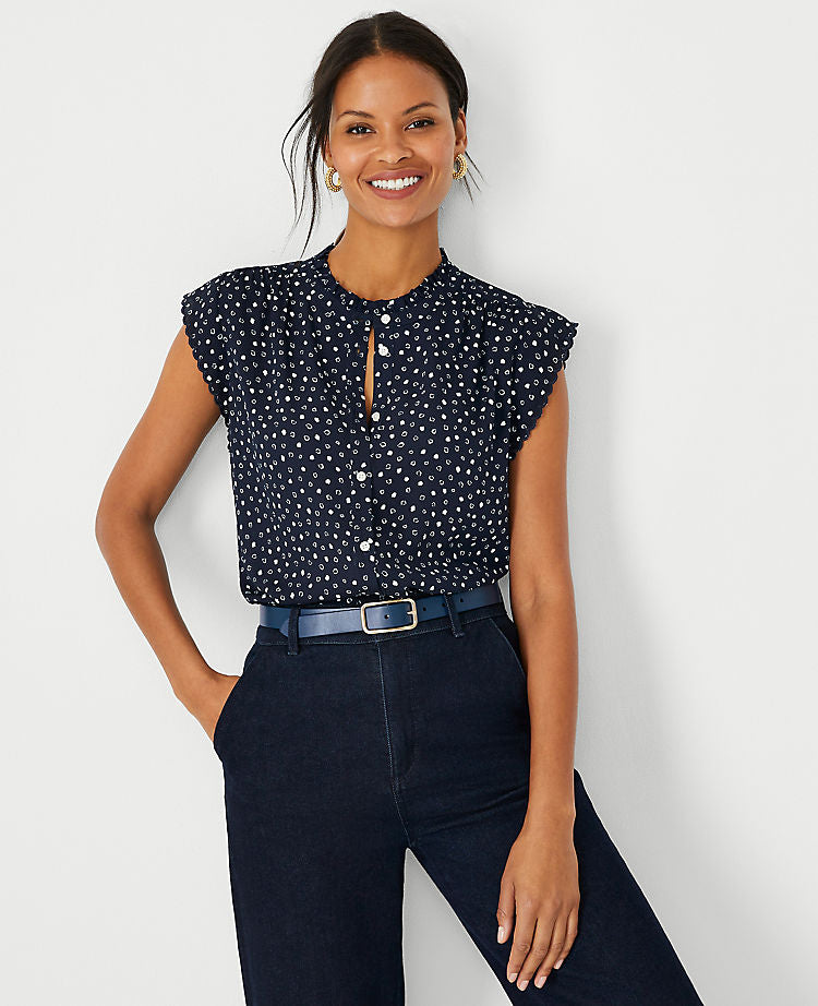 Gepunktetes Scalloped Mixed Media Button-Top