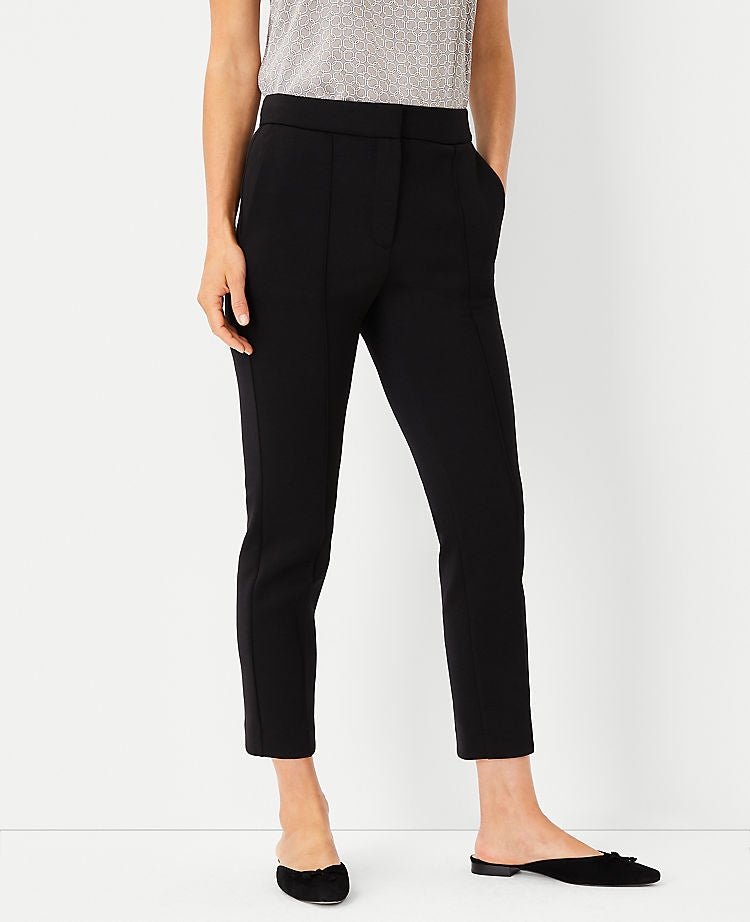 Le pantalon cheville Eva plissé en maille double