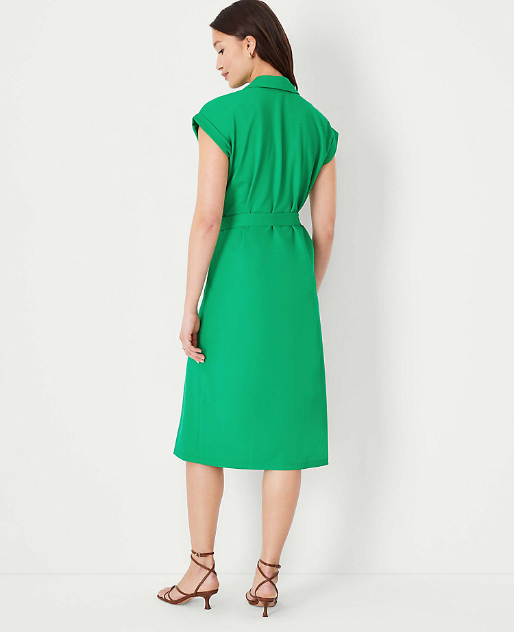 Robe chemise à manches courtes et poches