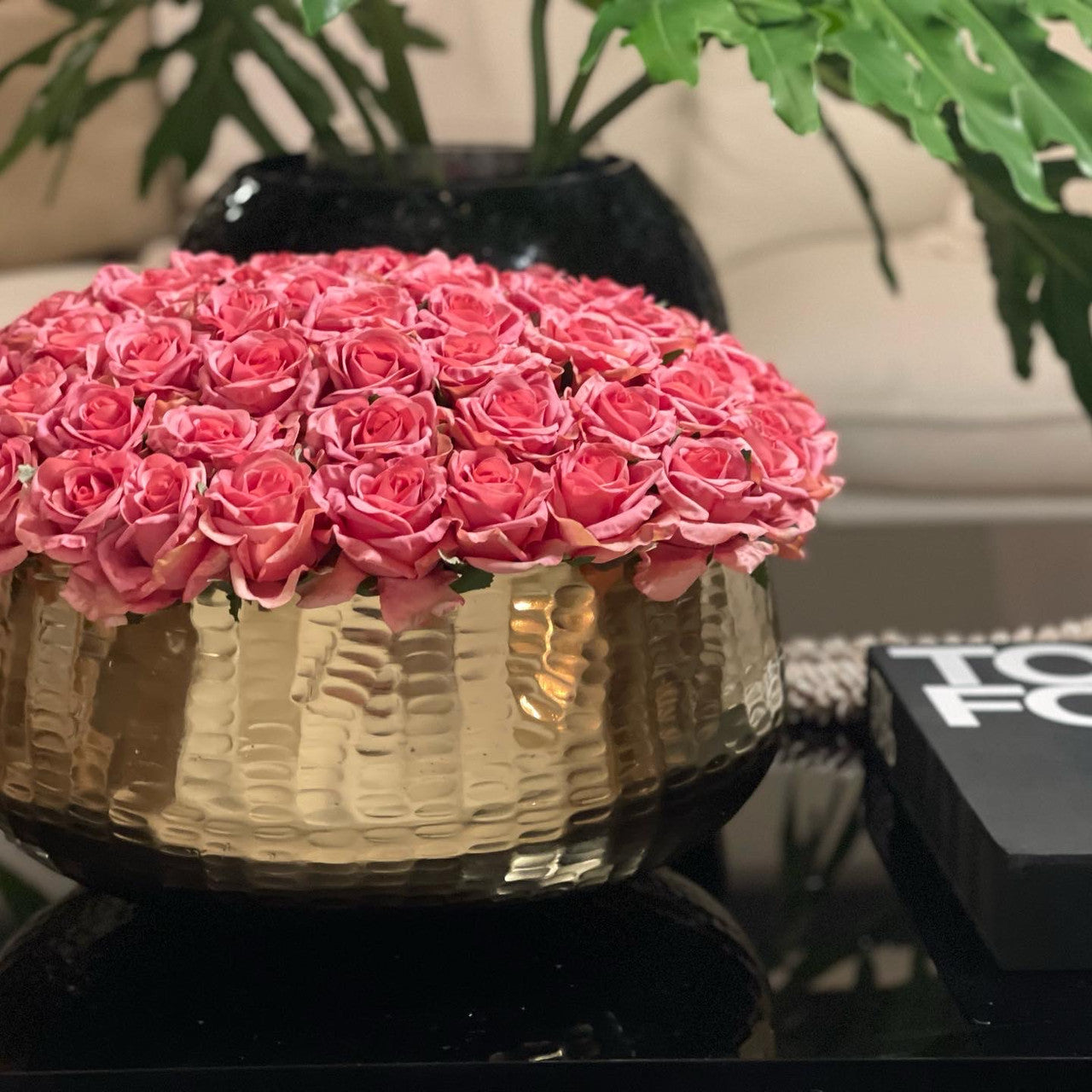 Large Roberi with Roses