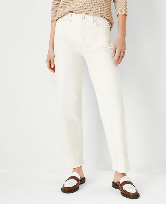 Jean droit taille haute Sculpting Pocket de couleur ivoire