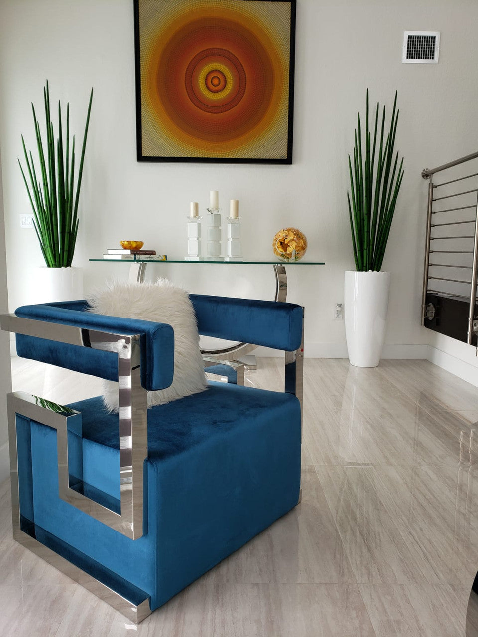 Snake grass (63″) with Dax L planter in glossy white
