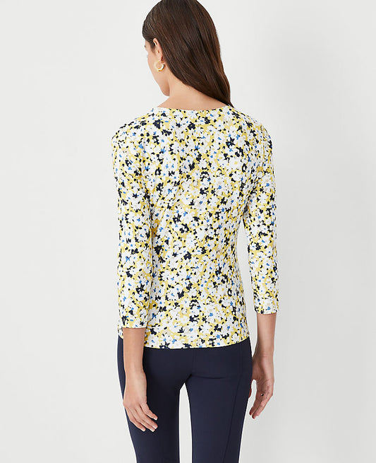 Haut cache-cœur raffiné extensible à imprimé floral