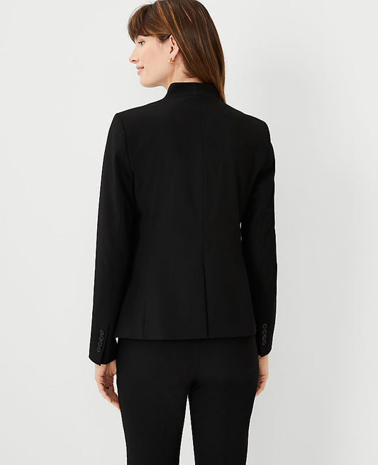 Le blazer sans manches en bi-stretch