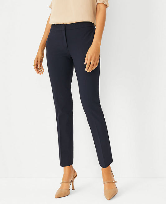 Le Pantalon Cheville en Tissu Extensible Toutes Saisons – Coupe Courbe