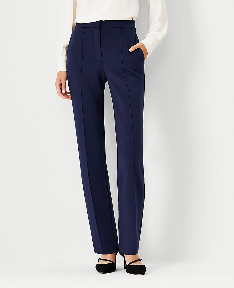 Die Sophia Straight Pant aus Double Knit
