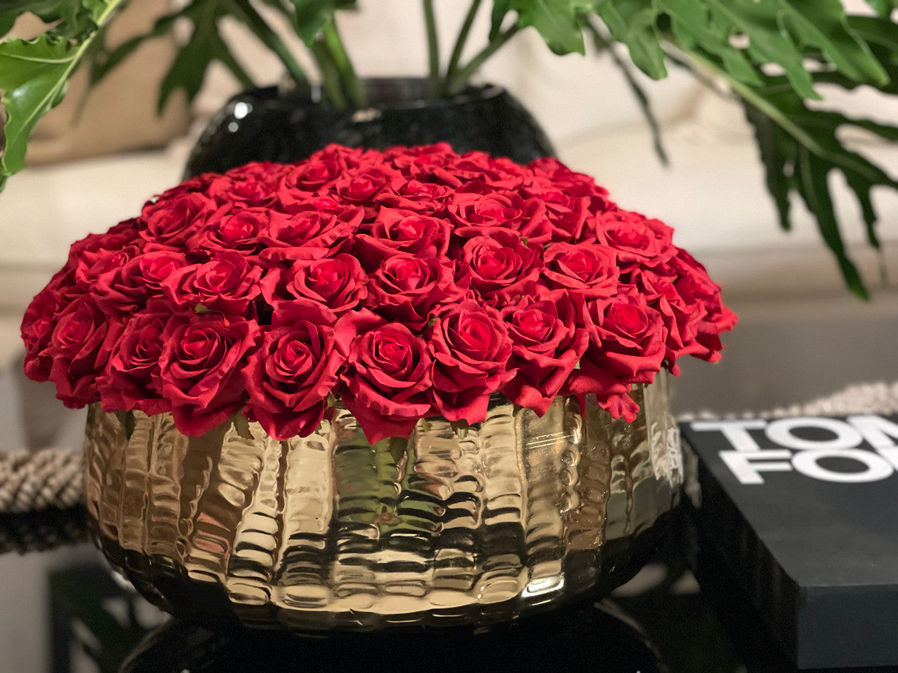 Large Roberi with Roses