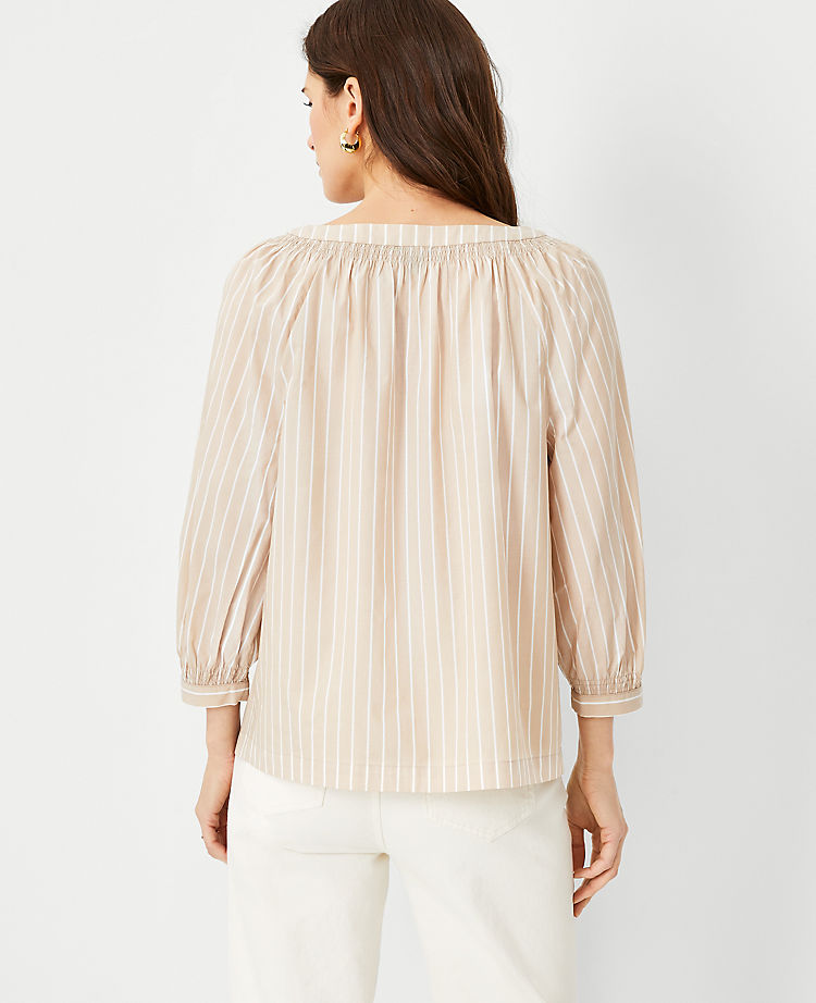 Gestreiftes Smocked Boatneck-Oberteil