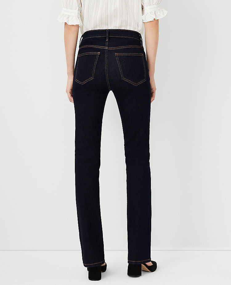 Curvy Sculpting Pocket Mid Rise Boot Cut Jeans in Classic Rinse Wash