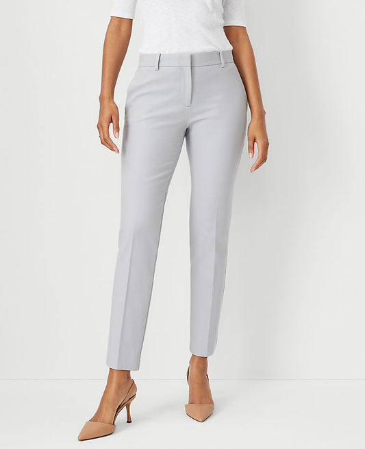 Le pantalon Eva cheville - Coupe galbée