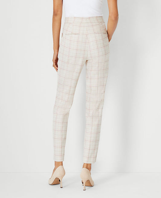 Le pantalon cheville Eva à carreaux