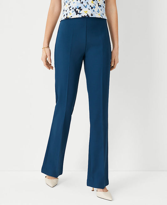 Le pantalon à glissière latérale