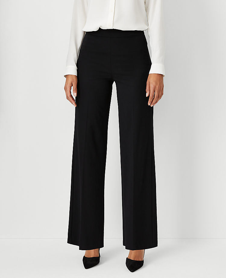 Le pantalon large en maille à zip latéral
