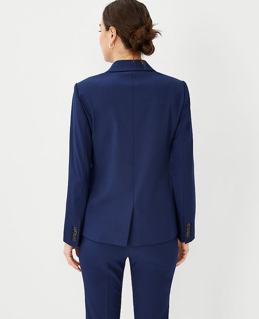 Le blazer long à un bouton en bi-stretch