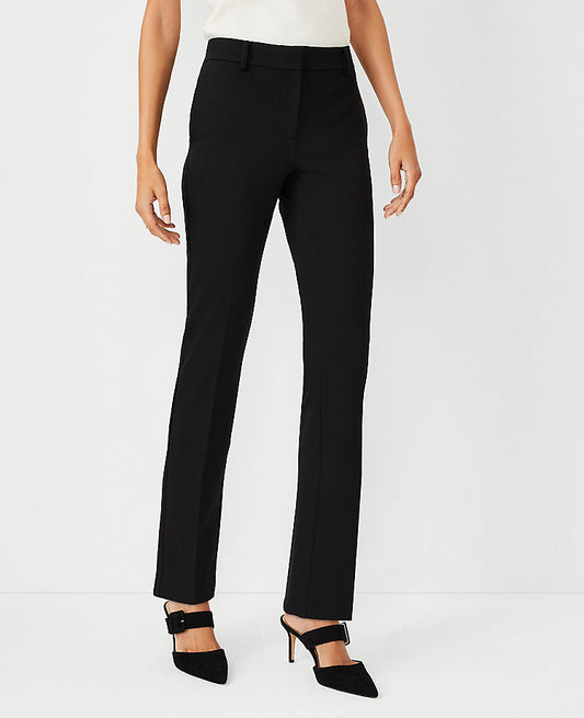 Le pantalon Sophia droit en maille – Coupe galbée
