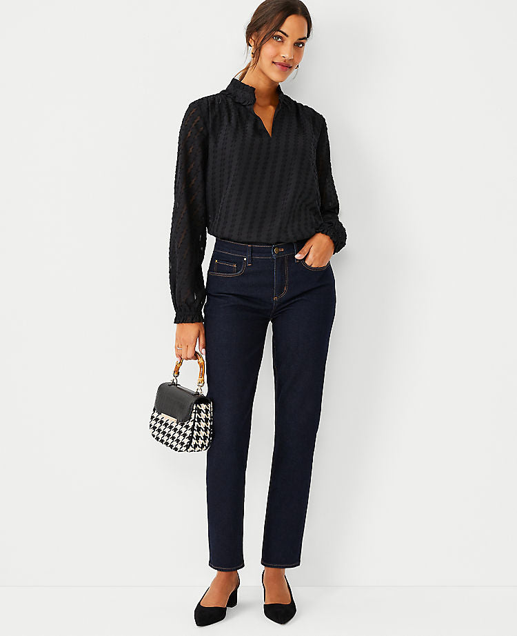 Sculpting Pocket Mid Rise Taper Jeans in Rinse Wash