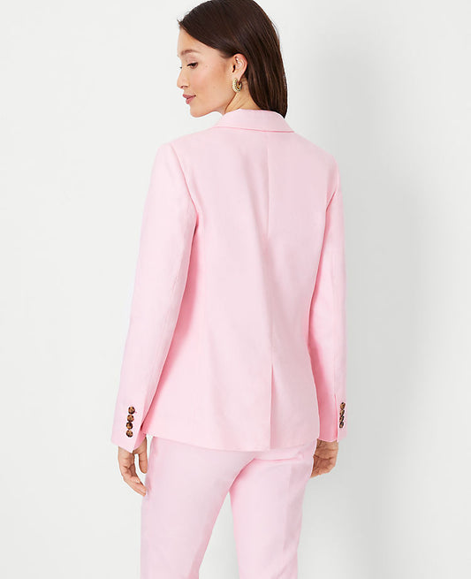 Le blazer à un bouton cranté en mélange de lin