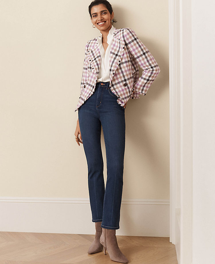 Jean boot cut court taille haute Sculpting Pocket en denim indigo foncé raffiné