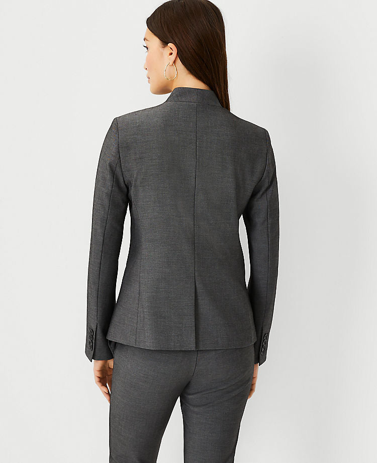 Le blazer découpé bi-stretch