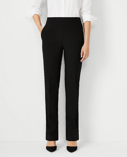 Le pantalon droit Sophia avec fermeture éclair latérale en bi-stretch
