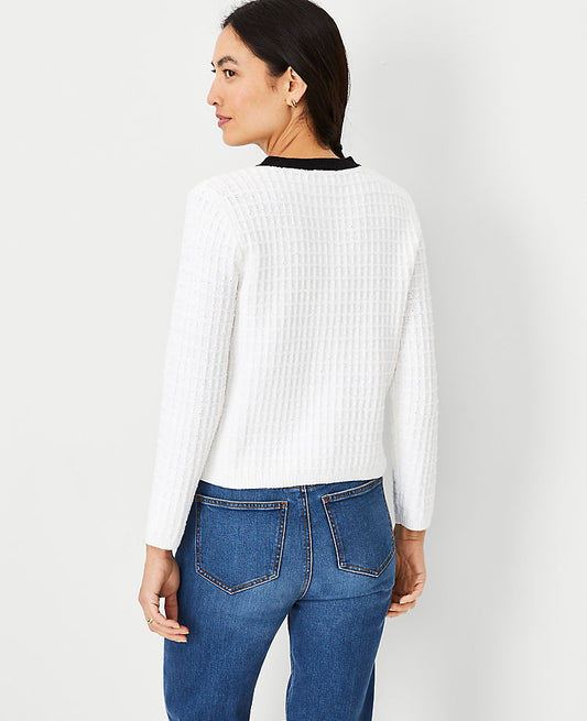 Bouclé-Cardiganjacke mit Kontrastbesatz