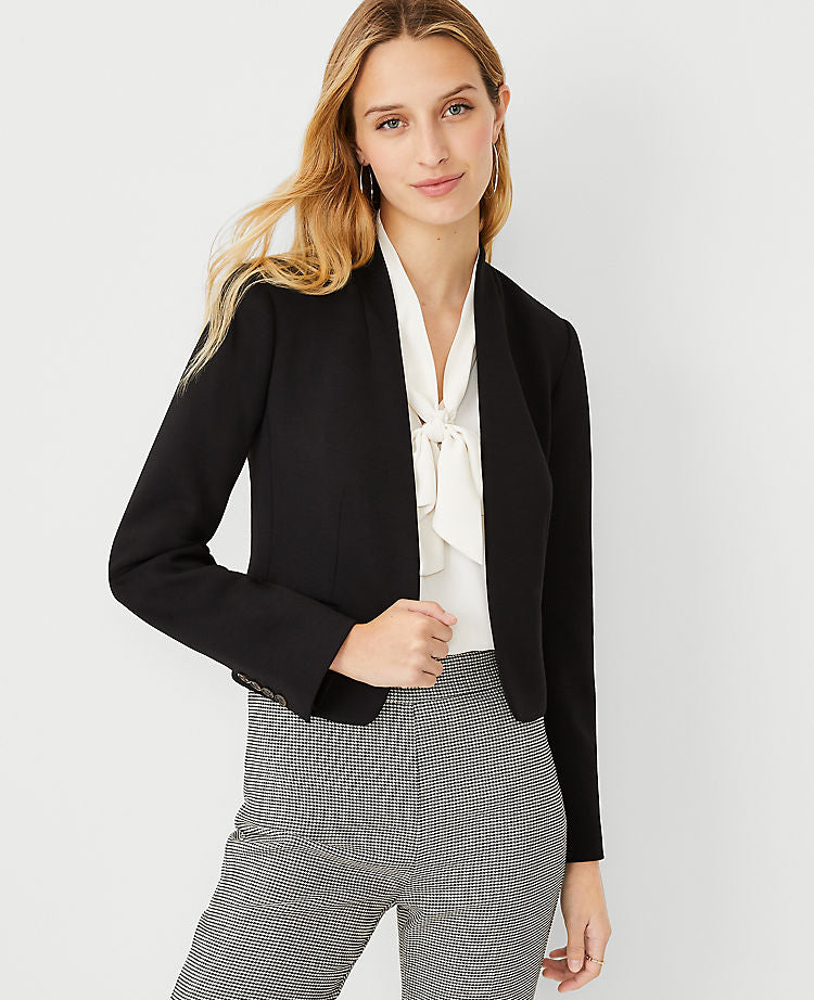 Le blazer coupé en maille double face