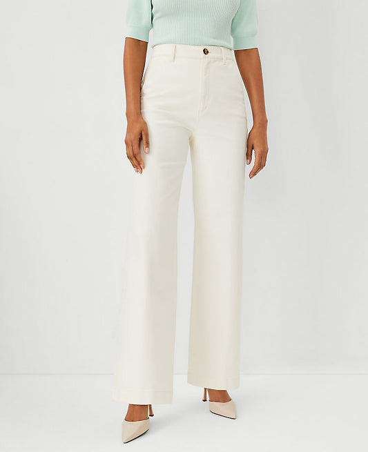 Jean-pantalon Sculpting taille haute de couleur ivoire