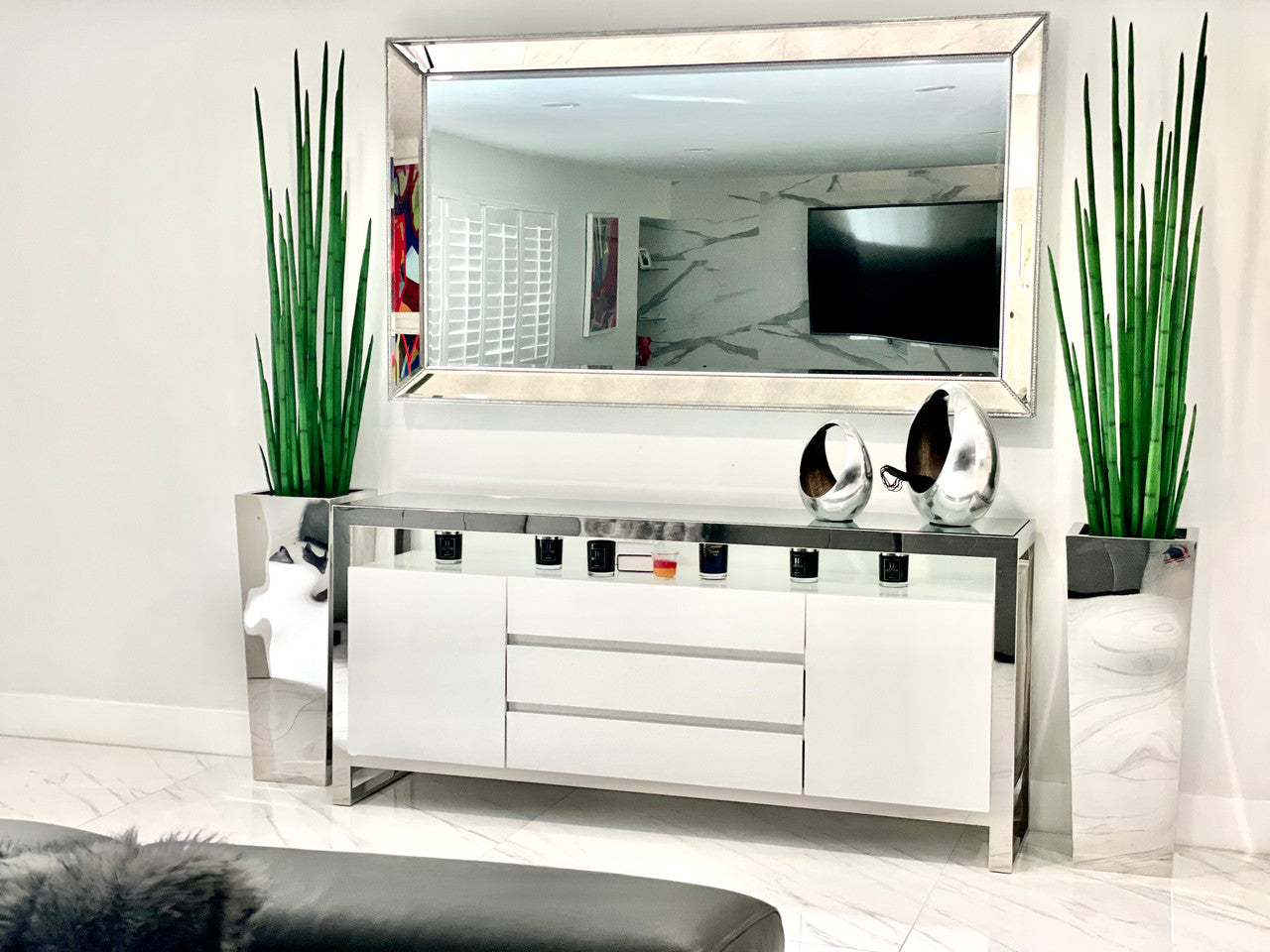 Jardinière cube en acier inoxydable avec Sansevieria