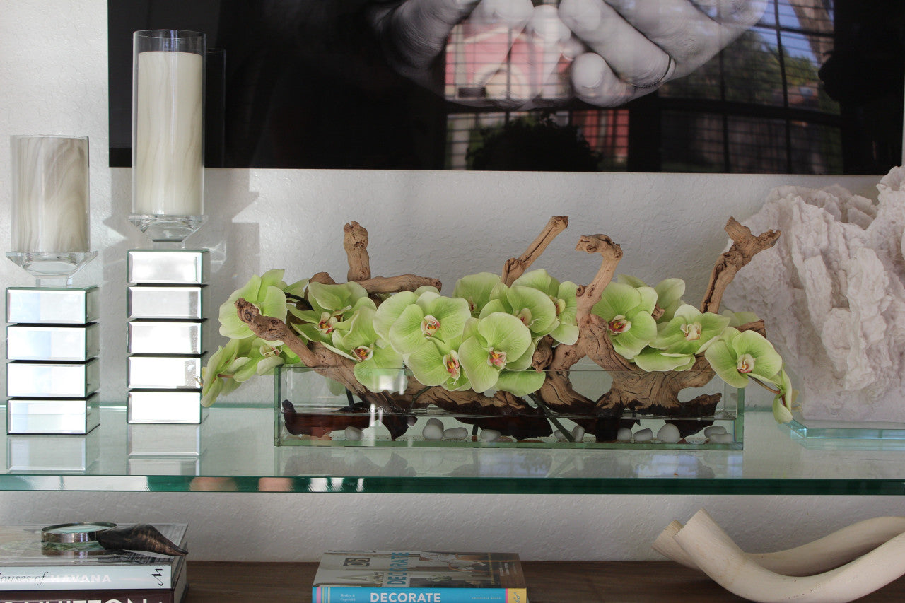 Jardinière en verre Casa Moderna 24″ avec orchidées vertes