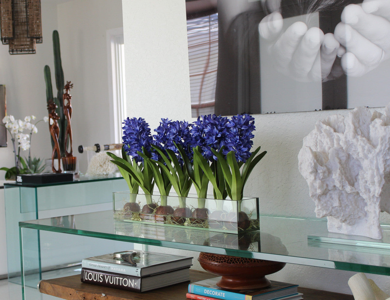 Jardinière en verre Casa Moderna 24 po avec jacinthes bleues (rupture de stock)