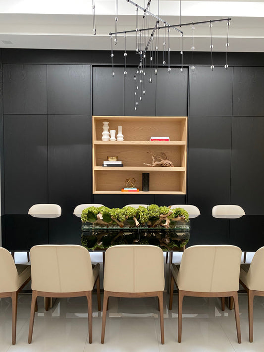Jardinière en verre Casa Moderna 48 po avec hortensias verts et bois flotté