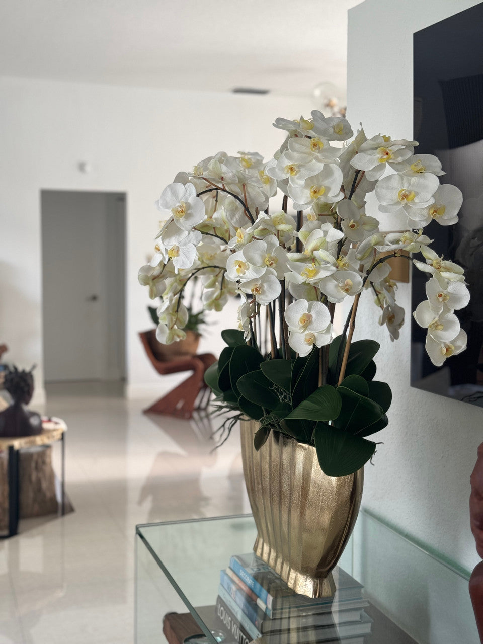 Vivien Gold Vase with White Phaleanopsis Orchids
