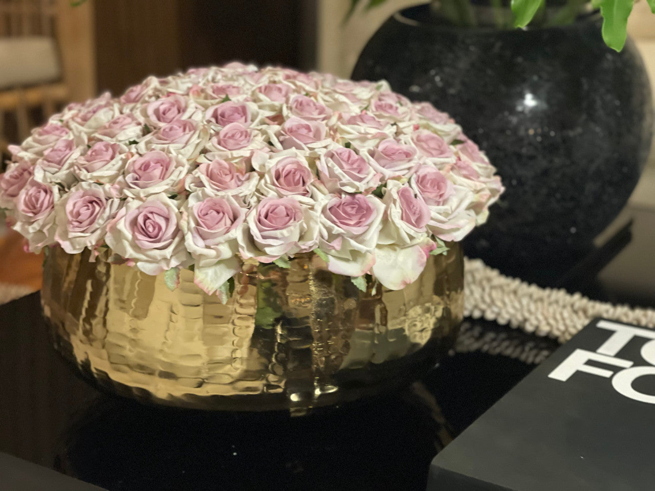 Large Roberi with Roses