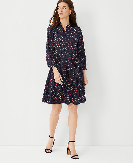 Robe chemise plissée à fleurs